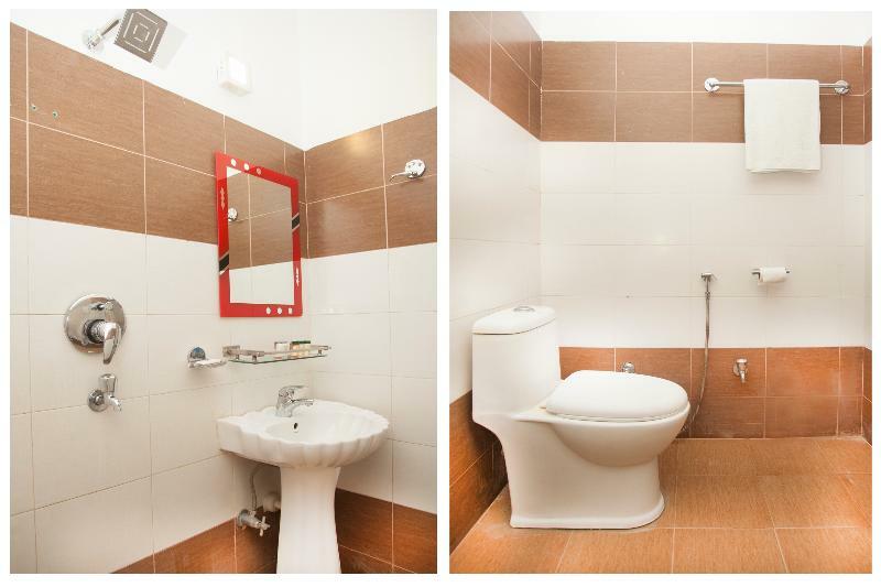 Oyo 343 Pop Life Hotel Banke Exterior photo